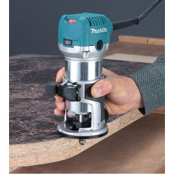 Fresadora Multifunción MAKITA RT0702C 710W 35mm + Juego Fresas Madera D-30209 Fresadoras de Superficie