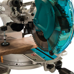 Ingletadora Telescópica MAKITA LS1019L Láser 260mm 1.510W Ingletadoras